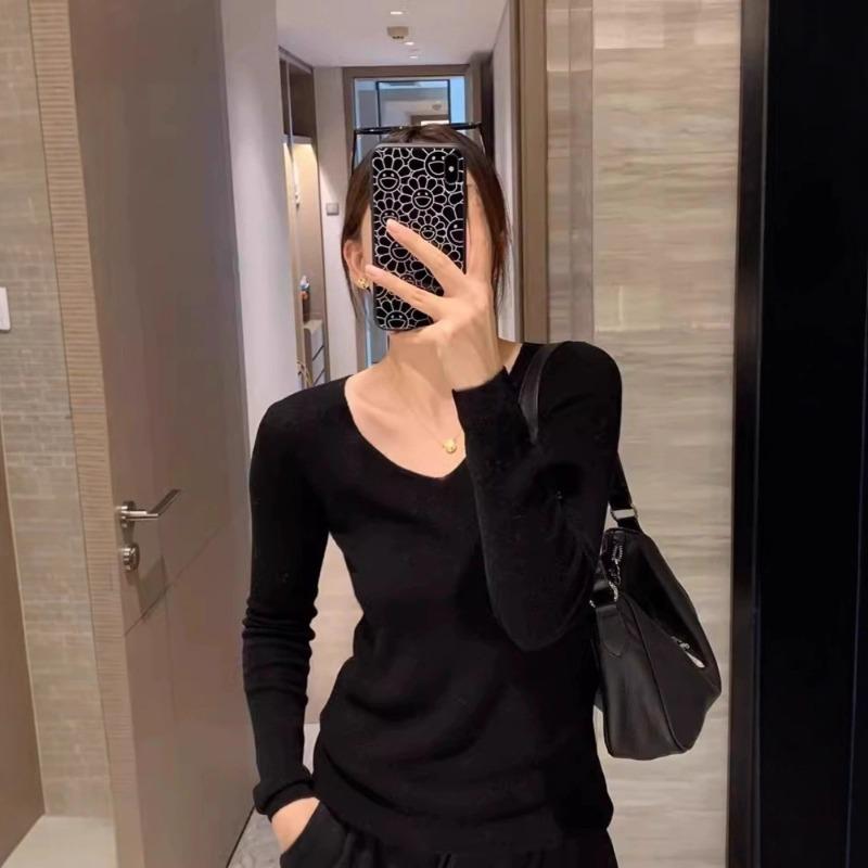 White sweater women's bottoming shirt spring, autumn and winter new v-neck versatile slim-fitting and thin inner long-sleeved knitted sweater top