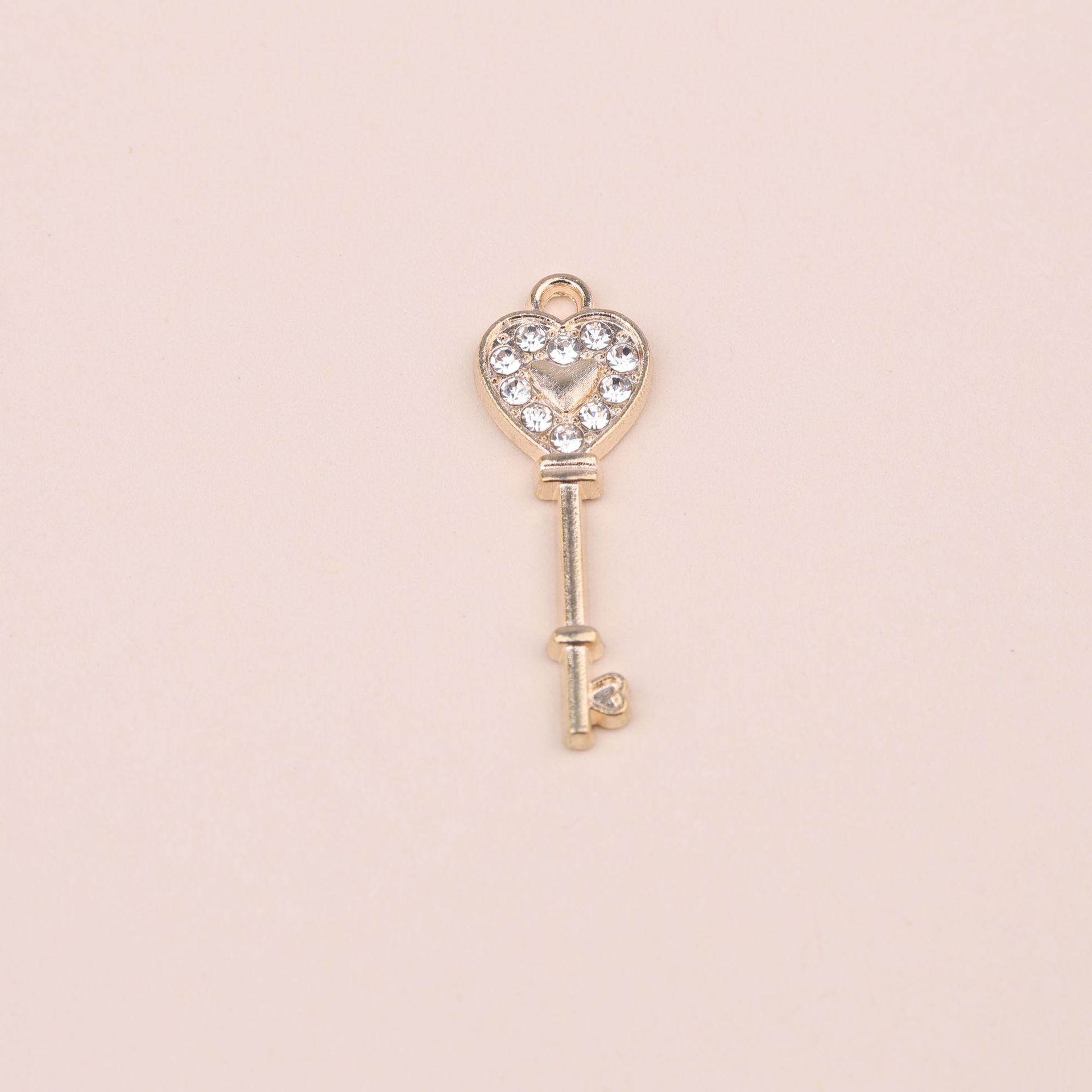 Heart-Shaped Diamond-Studded Key Pendant Necklace Ornament