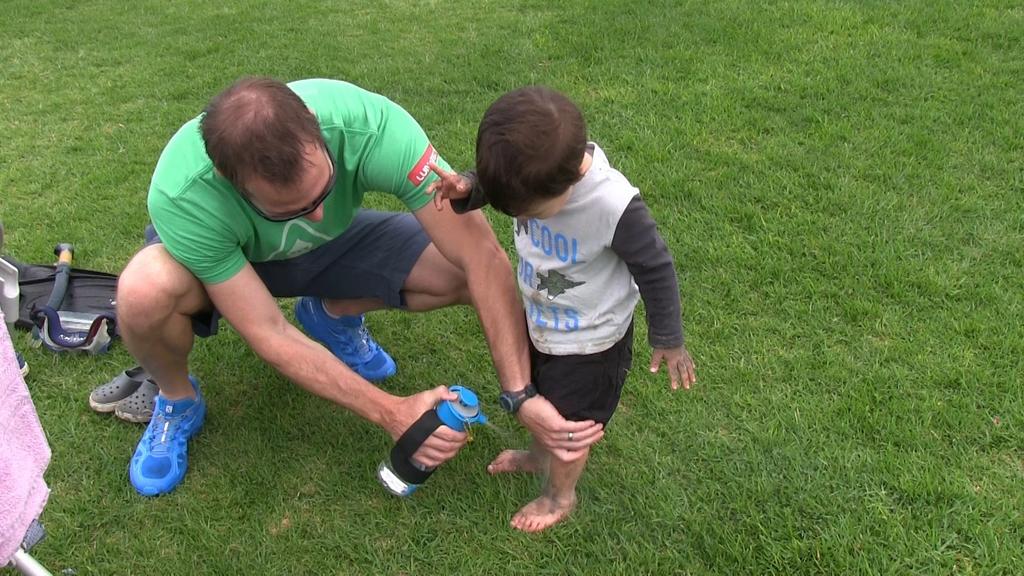 Lunatec Outdoor Camping Mehrzweck-Wasserflasche Aquabot Blau 750ml LTA1051000