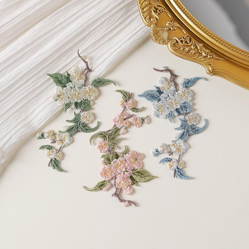 Ancient Style Phalaenopsis Embroidery Patch for Clothes, Pants, Bags & Hanfu DIY