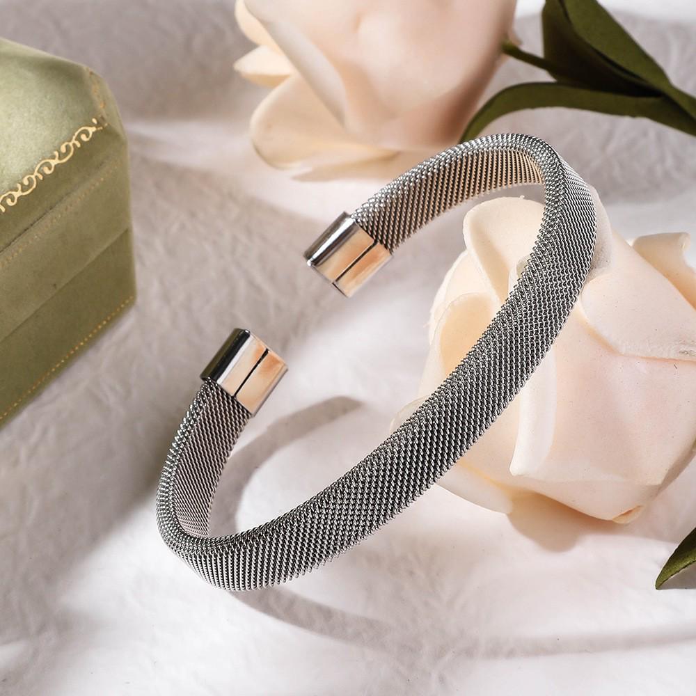 Модный открытый титановый сетчатый браслет в европейско-американском стиле для женщин из нержавеющей стали, С-образной формы