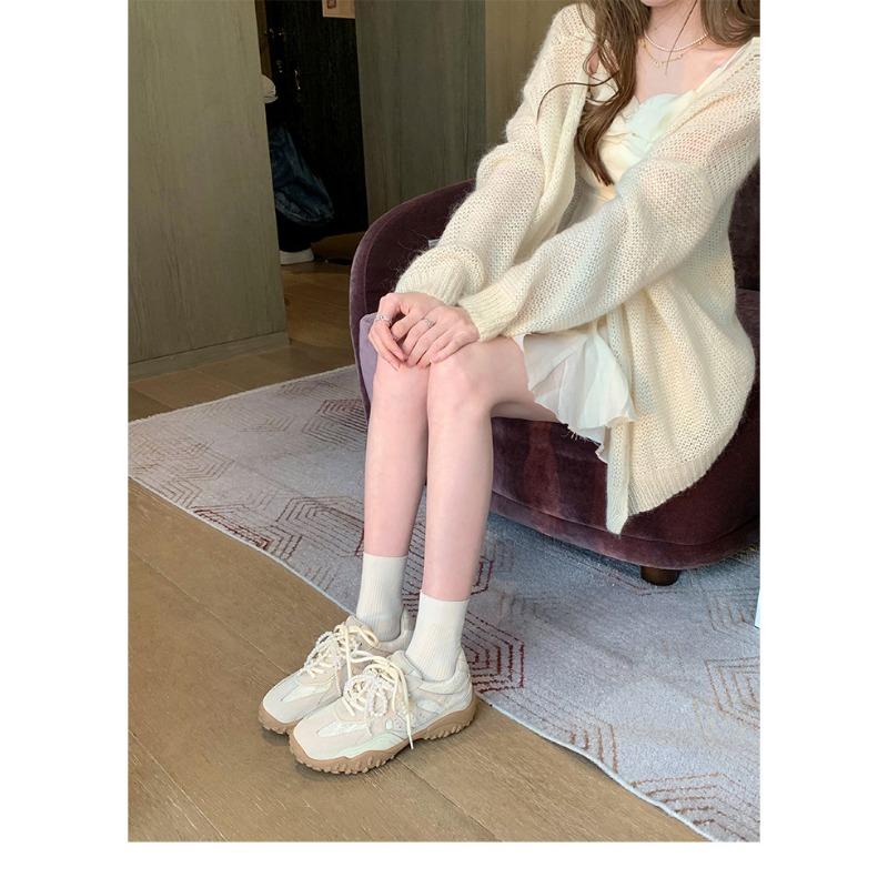 

Версия из коровьей кожи, шнуровка, пэчворк, повседневная спортивная обувь, жемчужный пояс, внутренняя платформа, толстая подошва, женская 40