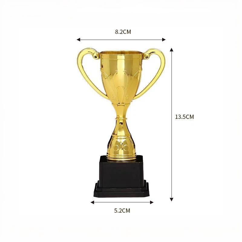 2Pcs Plastic Mini Award Trophy Toys Cute Kids Prizes for Kindergarten Parties Family Parent-child Activity Rewards