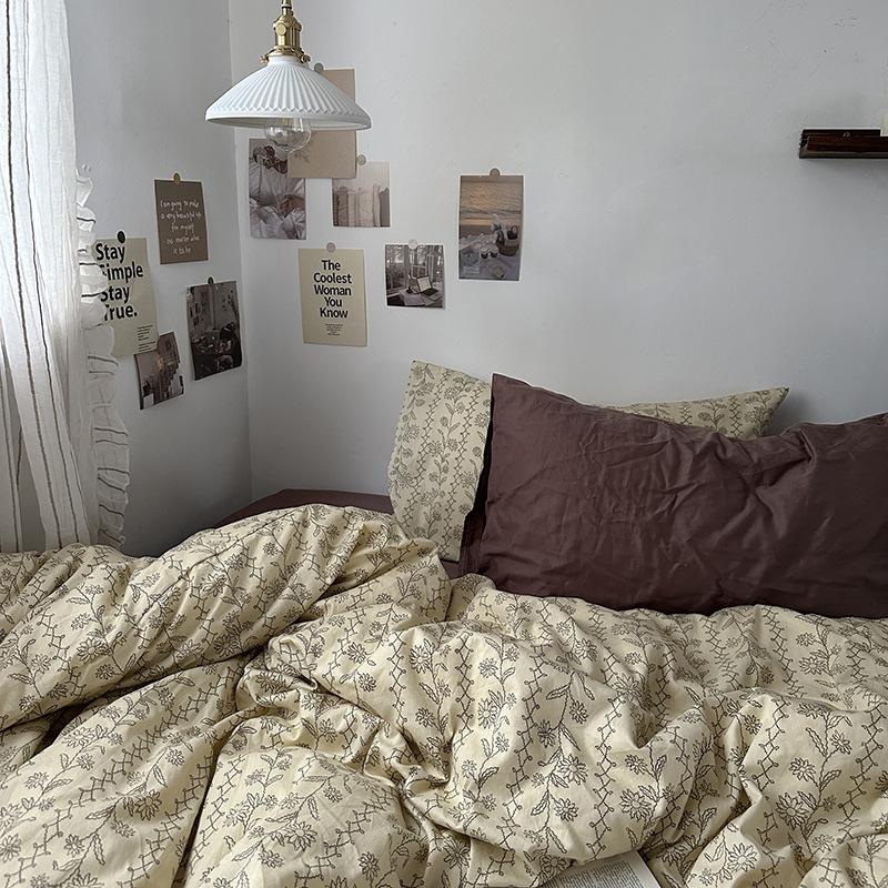 French Style Retro Printed Bedding Rural Style Duvet Cover Solid Color Dust-proof and Easy To Clean Mattress Protective Covers Envelope Pillowcase