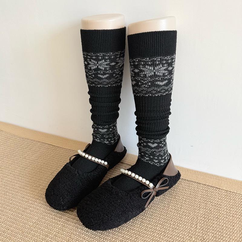 Women's Wool Mid-Calf Socks: Thickened Autumn/Winter Brown Slouch & Gray Stirrup Warmers
