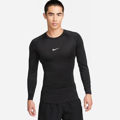 Warme Kleidung – Pullover & Langarmshirts