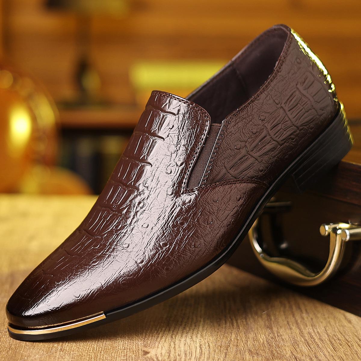 

Customized men s crocodile pattern business dress leather shoes men s high-end sense new British pointed one-pedal men s shoes 39 коричневый
