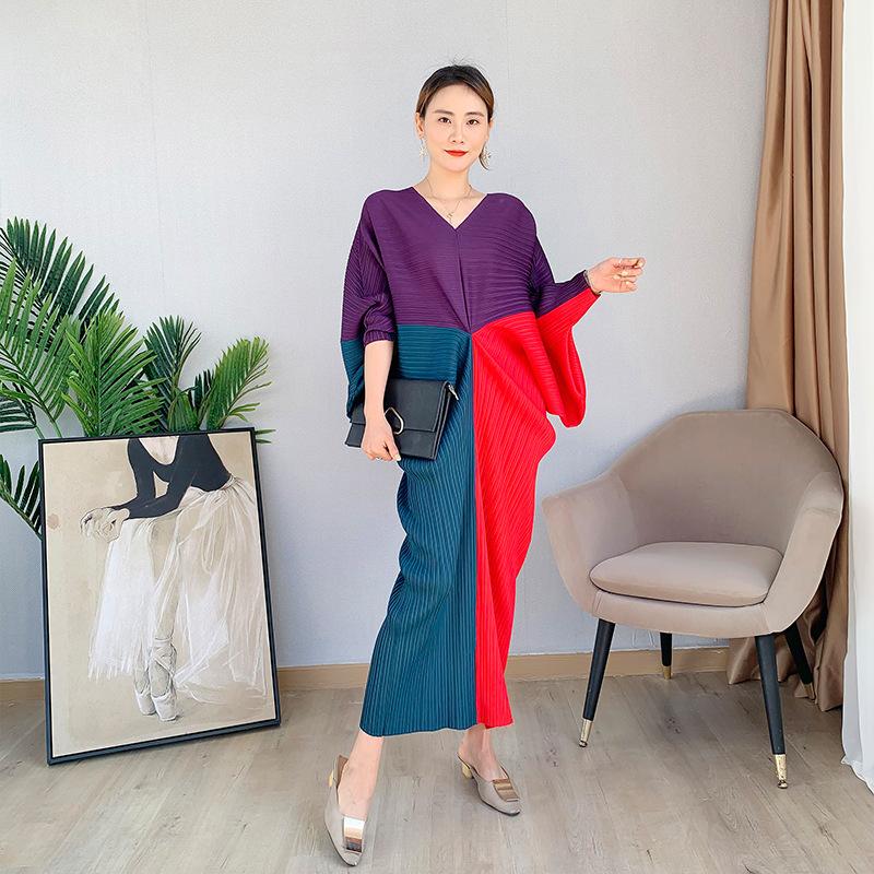 Women Folds Hit Color Fishtail Dress Female Temperament Loose Plus Size Color Matching Dress