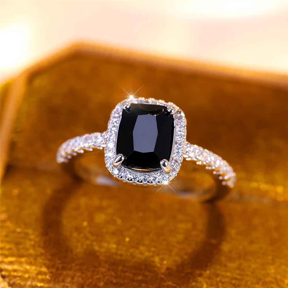 Luxury Female Black Zircon Stone Engagement Ring Charm Silver Color Wedding  For Women