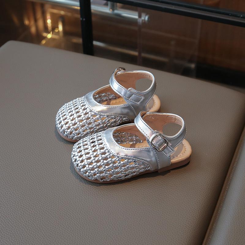 

Girls Hollow Out Woven Princess Sandals, Spring Summer Knit Crocs Half Shoes for Baby Girls 34 срібний