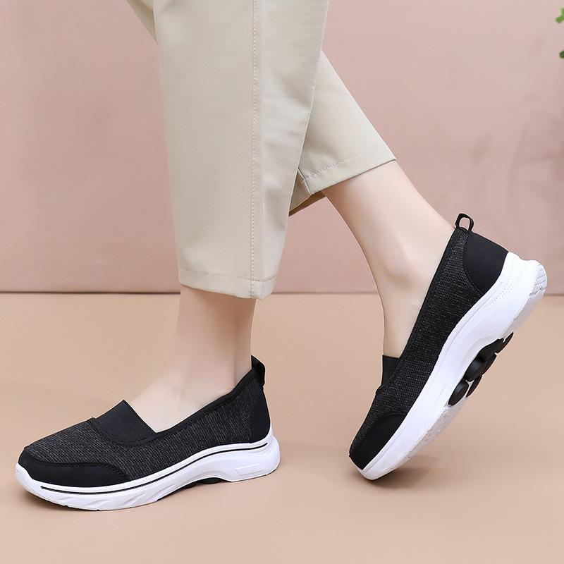Shoes women's spring and autumn 2025 new cloth shoes women's light and comfortable soft-soled casual shoes women's shoes