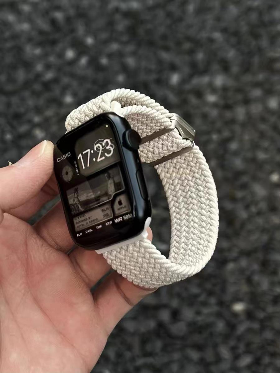 

Braided Nylon Magnetic Band for Apple Watch (Series 6-10) 38mm / 40mm / 41mm / 42mm