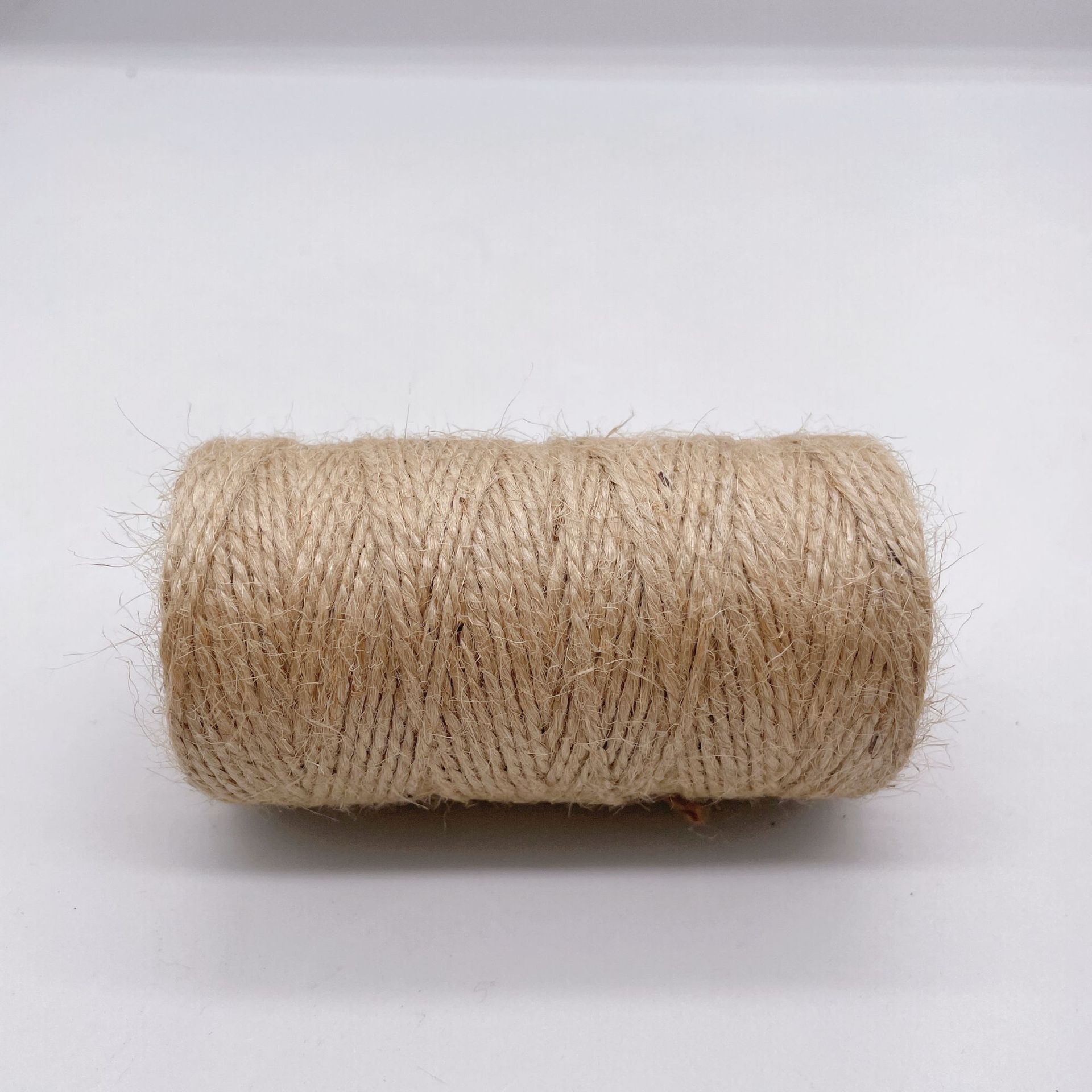 

Многофункциональная джутовая веревка, сделай сам, комплект, версия тегов, ретро-веревка, ручная работа, высококачественная цветная пеньковая нить, крашенная Natural color * 1.5mm100m