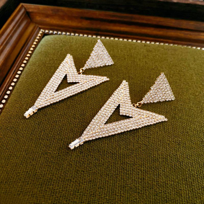

Zircon Irregular Triangle Silver Needle Earrings - European & American Style for Women
