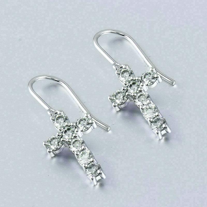 

1 Pair of Fashionable Earrings, Inlaid with Synthetic Zircon Light Luxury Style Earrings серебряный