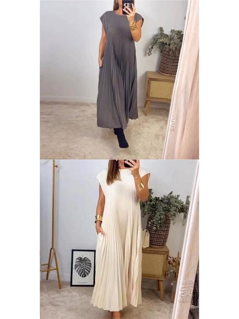 2026 Women's Autumn European & American Fashion: Elegant Sleeveless Round Neck Pleated Long Dress