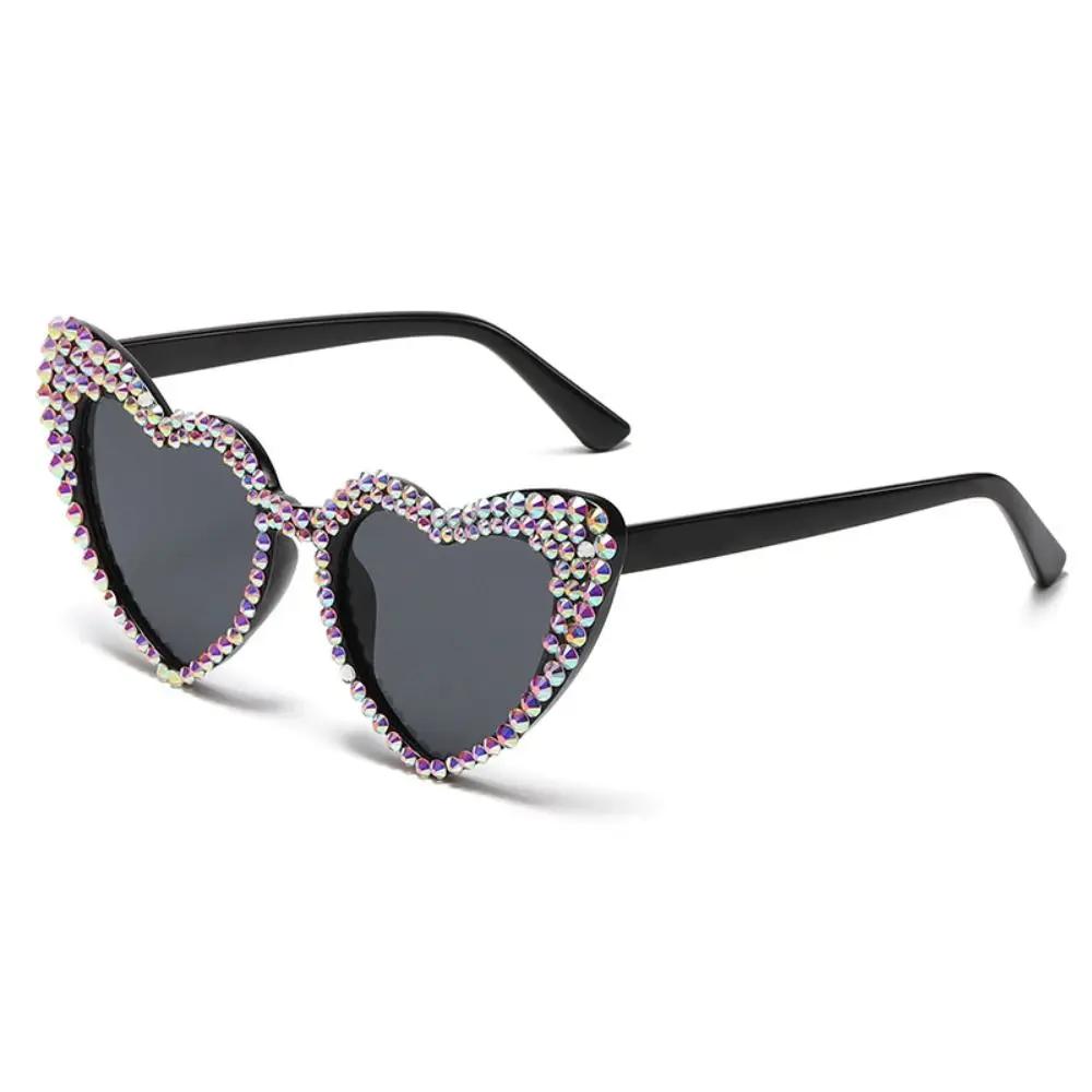 Travel Accessories Sun-Protective Heart-Shaped Sunglasses Hip Hop Rhinestone Decoration Driving Glasses Eyewear Party Glasses