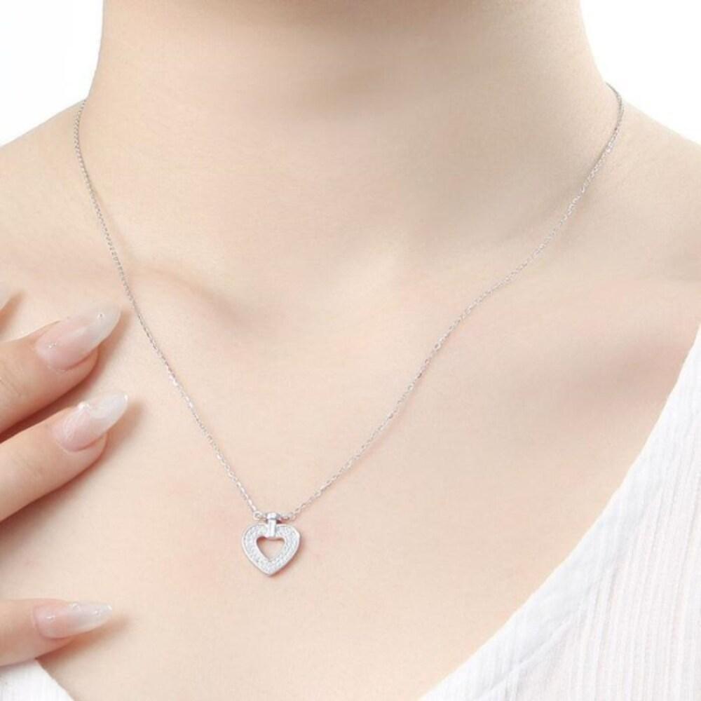 [Onoma] Onm (Bijou Holic) 92.5 Silver Platinum-Plated Unique Heart Necklace (18281564)