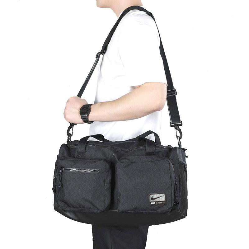 Nike Utility Power 2.0 Duffel Bag Small 31 L FN4206-010