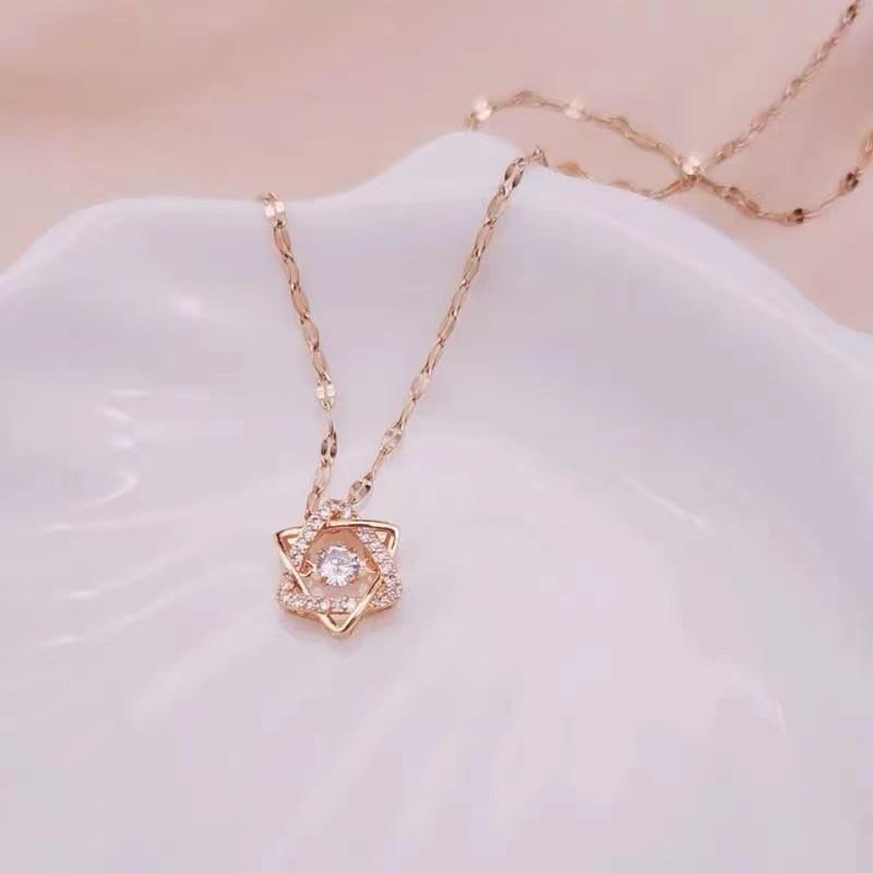 Non-Fading Luxury Maple Leaf Butterfly Clavicle Necklace