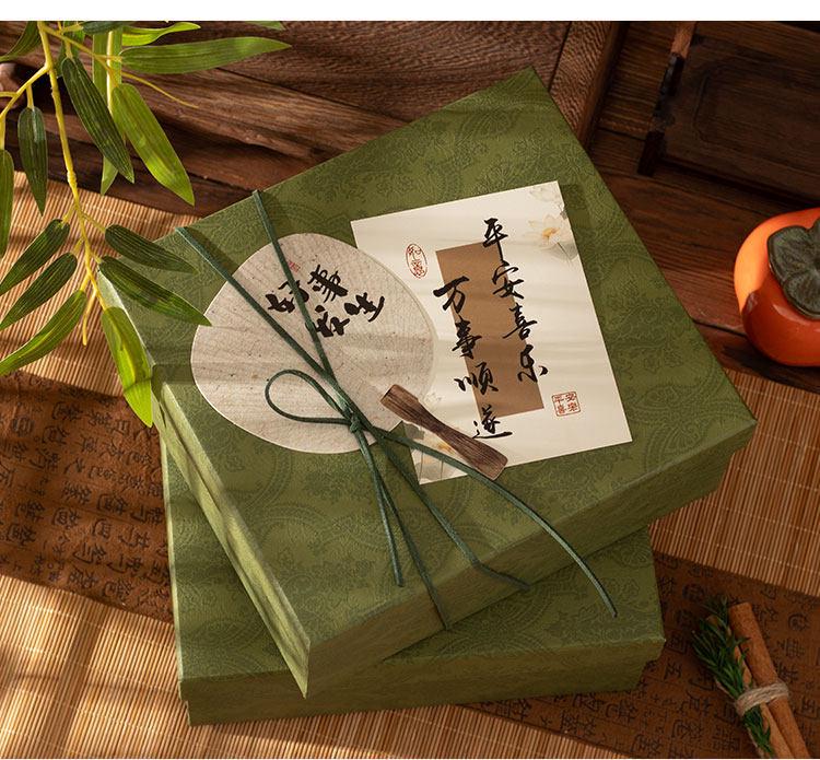 High-End Year of the Horse Luxury New Year Gift Box for Company Festivities and Souvenirs