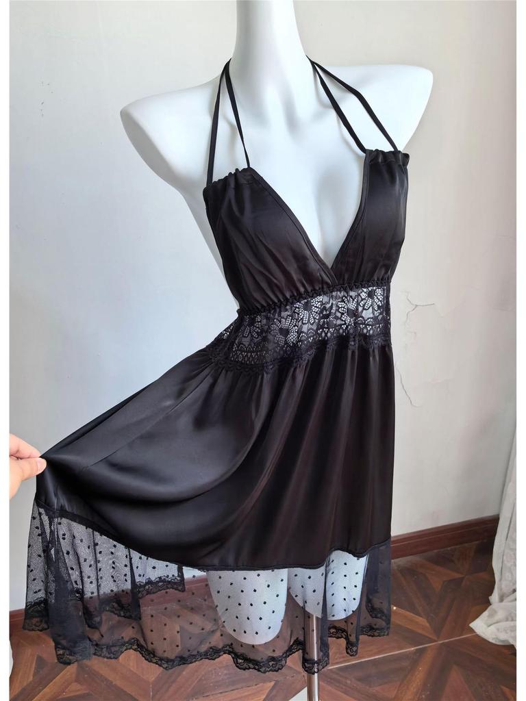 Plus Size Light Luxury Lace Ice Silk Two-Piece Pajama Set with Chest Pads