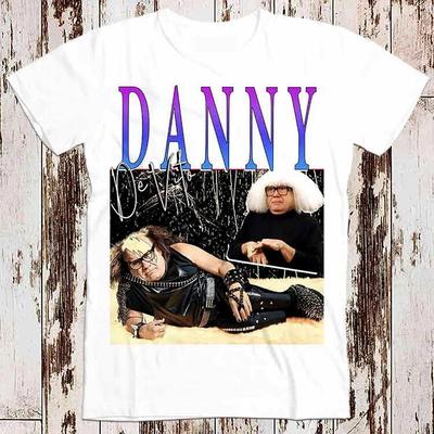 Tops – T-Shirts