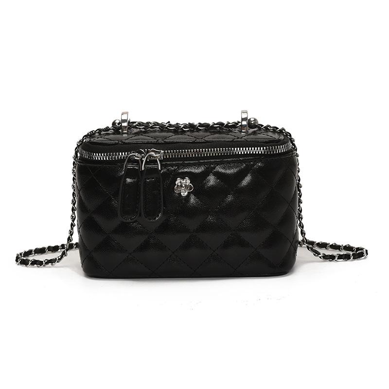 Elegant 2025 Argyle Chain Crossbody Bag for Women - Niche Fragrant Style, Compact Shoulder Design