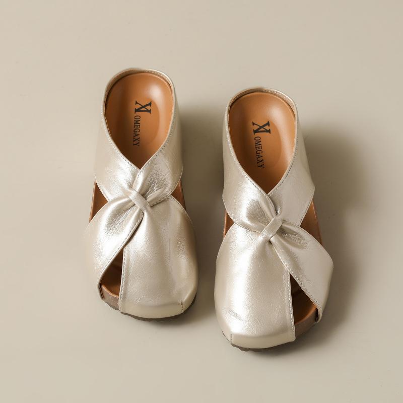 Women s Summer Outerwear: Wedge-Heeled Slip-On Loafers with Round Toes, Retro-Style Sandals 36 шампанского