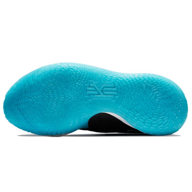 New Nike Kyrie Low 3 Moon CJ1286-001