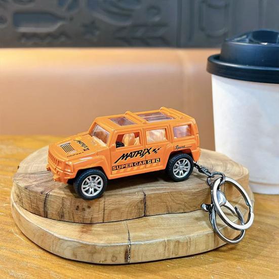 Keychain Pendant Pull Back Pickup Truck Design Key Chain Stress Relief Toy Firm Keychain Attachment Schoolbag Accessory