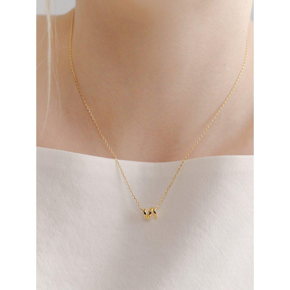 Lilies Pendant Necklace