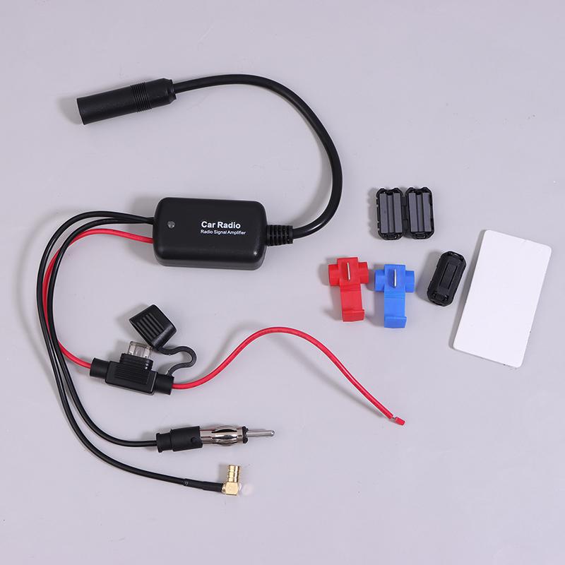 Amplificatore di Segnale FM Pratico Anti-Interferenza Antenna Auto Radio Universale Amplificatore Booster FM Ricambi Auto Amplificatore Autoradio