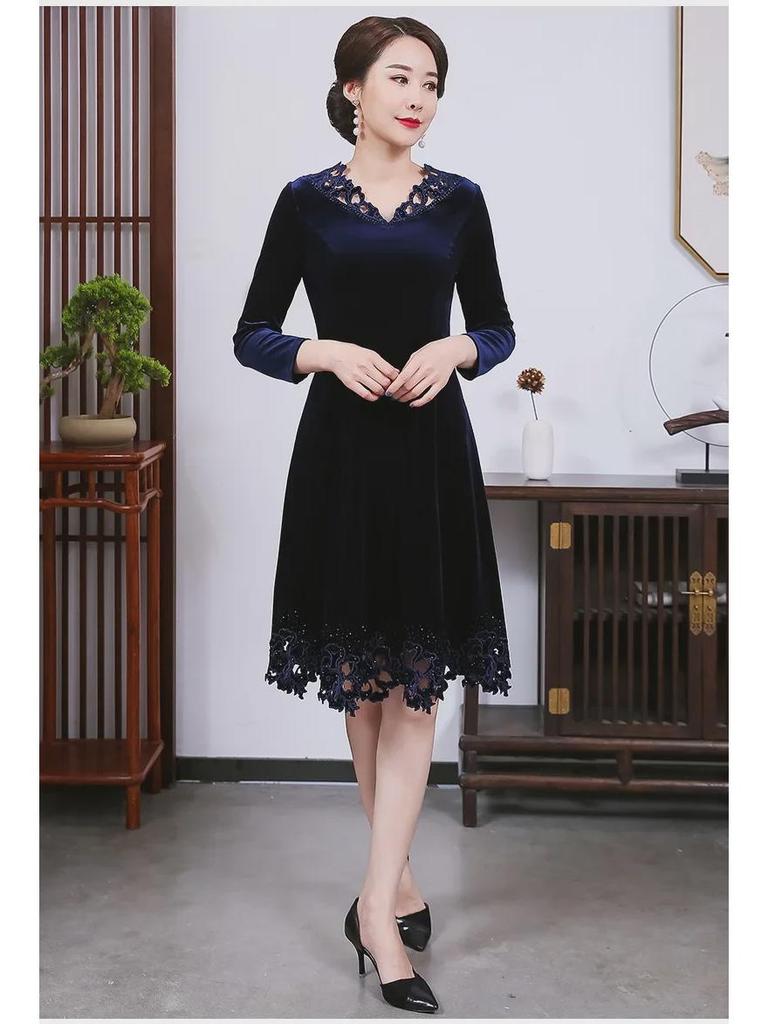 Plus Size European & American Celebrity Velvet Dress with Embroidery and Hollow Design