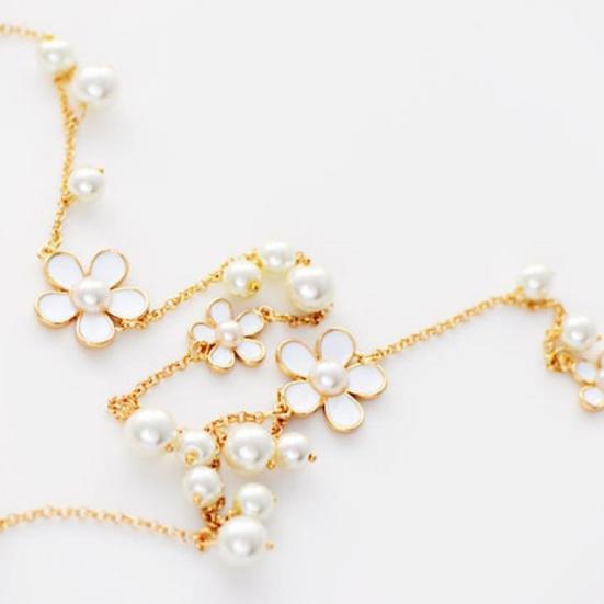 Women Elegant Faux Pearl Flower Sweater Chain Long Pendant Necklace Jewelry