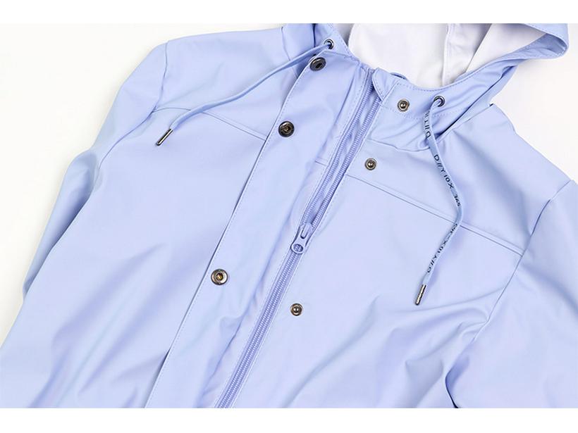 Umweltfreundlicher Damen PU Trenchcoat in mittlerer Länge für Wandern und Freizeit