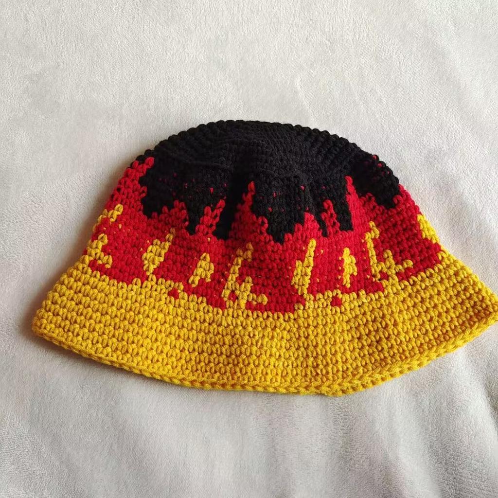 New men's and women's fisherman hats, hand-knitted striped pullover hats, women's fashionable and versatile woolen hats