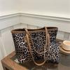 Leopard Tote  Bag with Pouch, Stylish Synthetic Leather Handbag Shoulder Bag, Large Capacity Shopping Bag for Women Daily Use