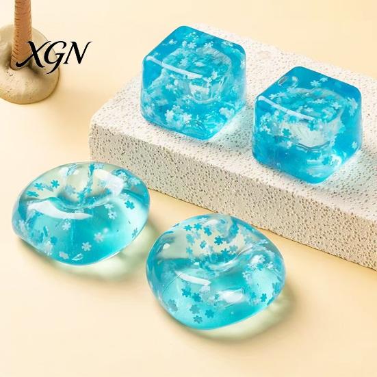 Clear Cube Toy Squeeze with Glitter Snowflake Anxiety Relief Stress Portable Reducer Sensory Soft Stretchy Ice Pinch Party
