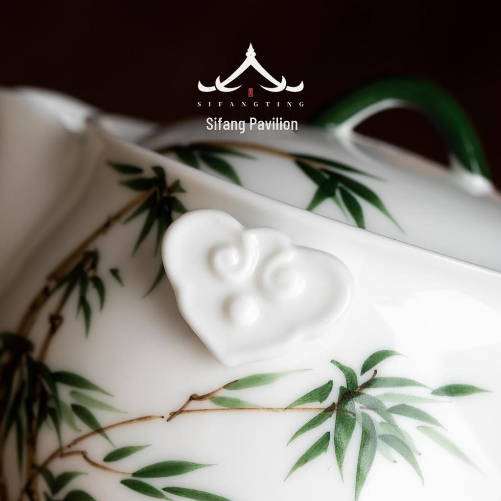 Hand-Painted White Porcelain Teapot with Anti-Scalding Handle and Built-in Filter - Chinese Kung Fu Tea Set