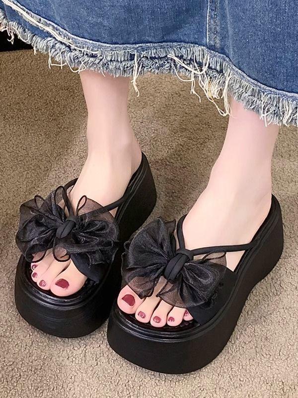 Going out new niche bow platform sandals 2025 summer sweet explosion fashion with skirt one-word slippers women