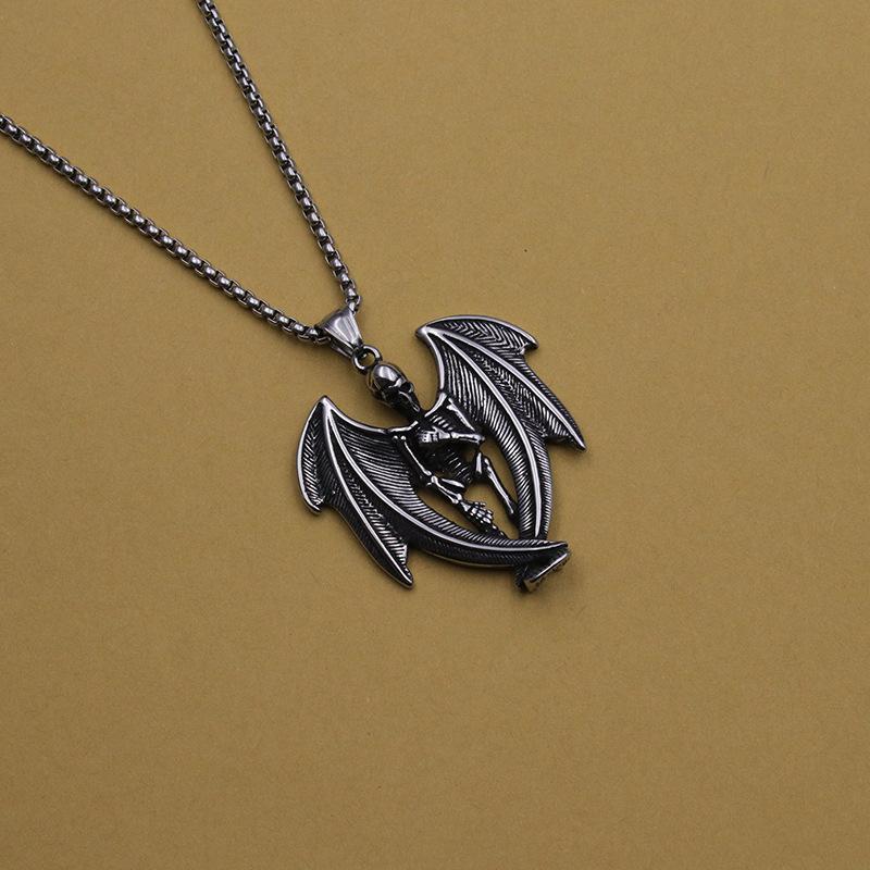 Skeleton with Wings Pendant Pendant, Trendy Men and Women Wearing Titanium Steel Jewelry