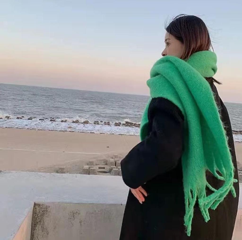 New mohair solid color scarf women's winter warm scarf thickened wool knitted thick fringed shawl men's outside