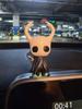 Hollow Knight Silksong Φιγούρα Ιππότη Καθιστού Μίνι Άγαλμα PVC Διακόσμηση Ταμπλό Αυτοκινήτου Επιτραπέζιο Συλλεκτικό Παιχνίδι Για Φίλους του Παιχνιδιού