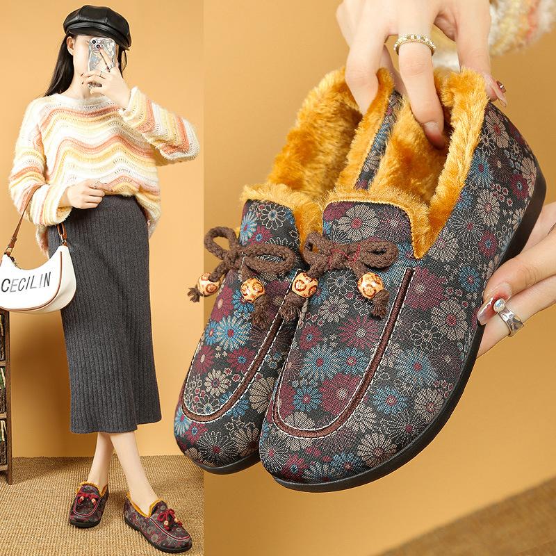 Shoes women's winter new shoes cotton shoes piled thickened soft sole one pedal shoes
