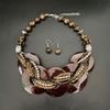 Elegant Shell Jewelry Set With Geometric Design Lightweight Sturdy For Daily Wear And Special Occasions Multiple Color Options
