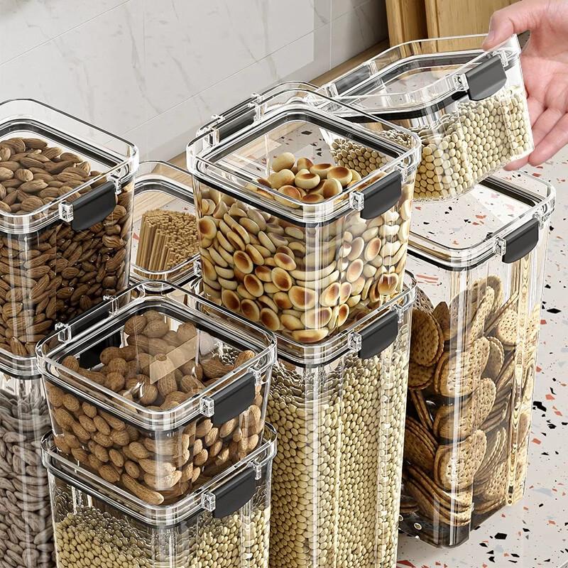 Transparent Food Storage Containers
