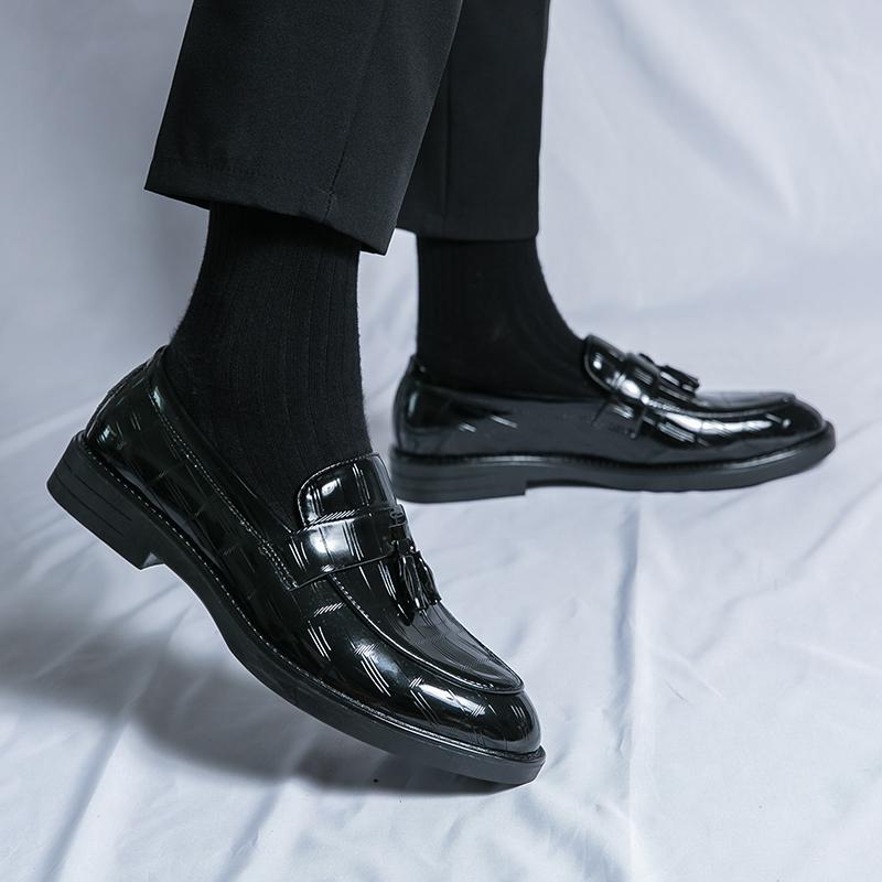 FashionMen's Leather Loafers Comfortable Business Leather Tassels Shoes for Men Lightweight Slip-on Anti-slip Wearable Men Loafer Shoes