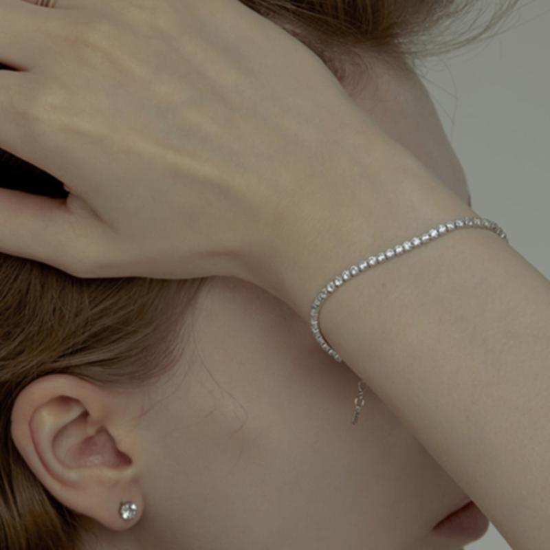 J.Gracelet Shallow Tennis Bracelet