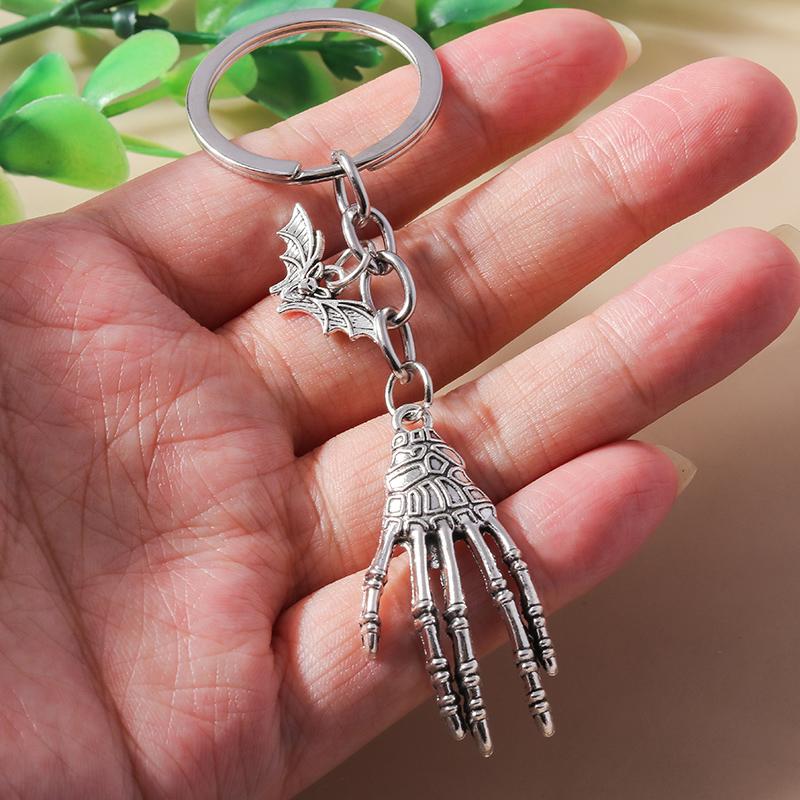 Cool Stainless Skull Hand Keychain Halloween Skeleton Claw keyring Pendants for Men Women Key Holder Handbag Decor Jewelry Gifts